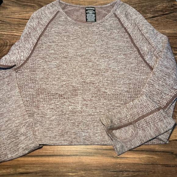 Pink Seamless Crop Top - Picture 1 of 4
